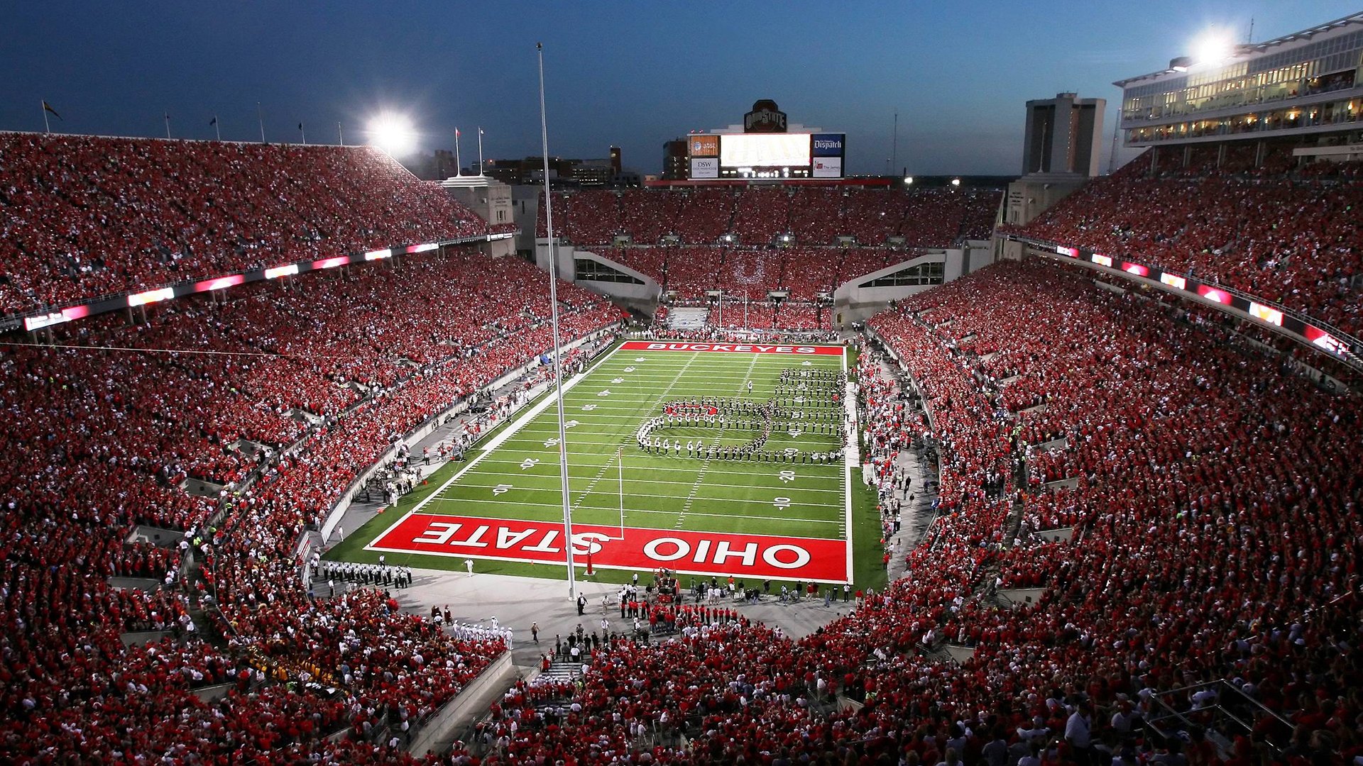 德甲争冠战之夜，哈登持续制造杀伤，当足球与篮球的规则博弈在巅峰对决中交响